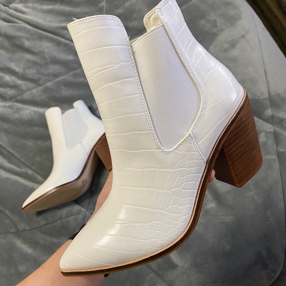 Chinese Laundry Utah bootie